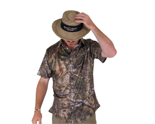 COUNTRY DNA CAMO SHORT SLEEVE BUTTON UP